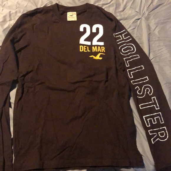 Hollister long sleeve t-shirt - Picture 1 of 3